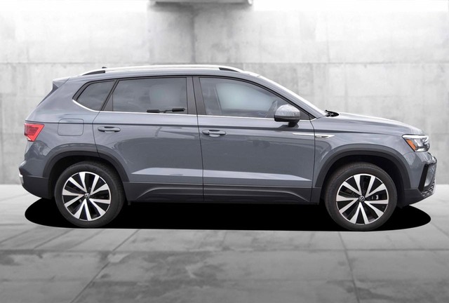 Volkswagen Taos Vehicle Image 05