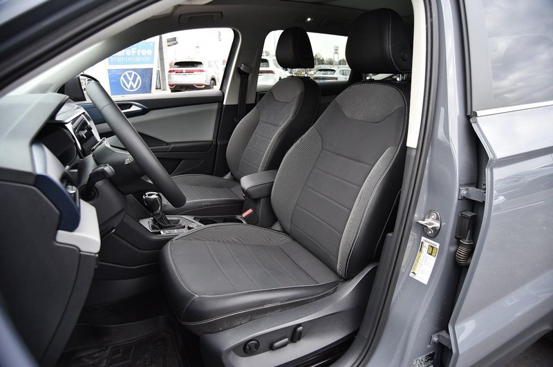 Volkswagen Taos Vehicle Image 19