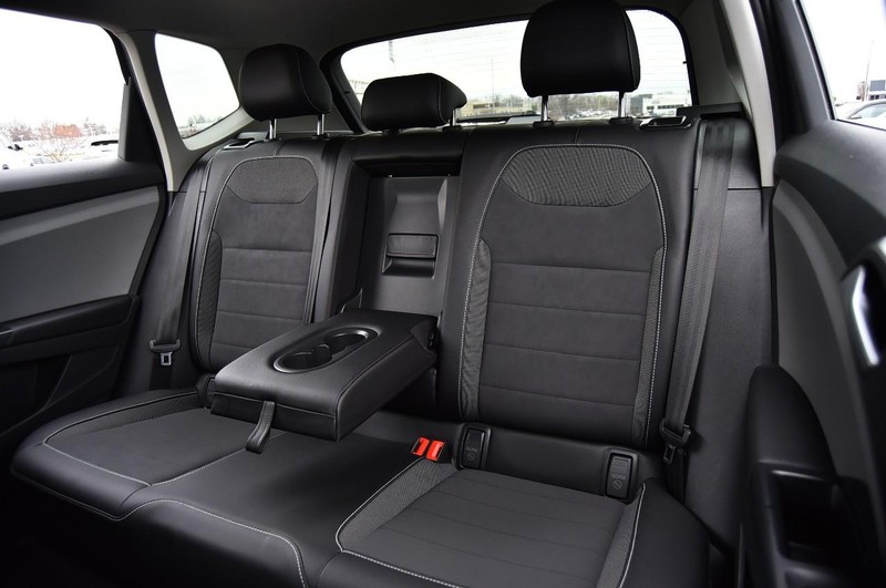 Volkswagen Taos Vehicle Image 22