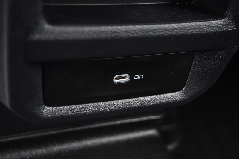 Volkswagen Taos Vehicle Image 24