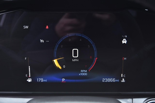 Chevrolet Trax Vehicle Image 11