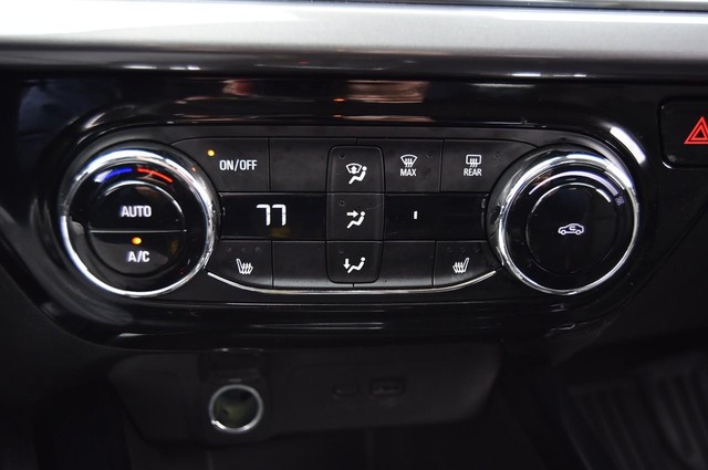 Chevrolet Trax Vehicle Image 15