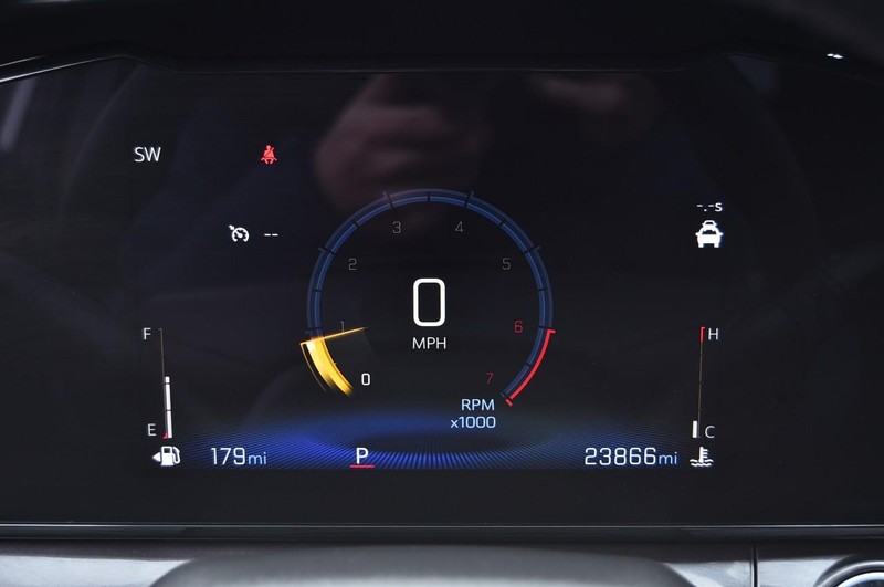 Chevrolet Trax Vehicle Full-screen Gallery Image 11