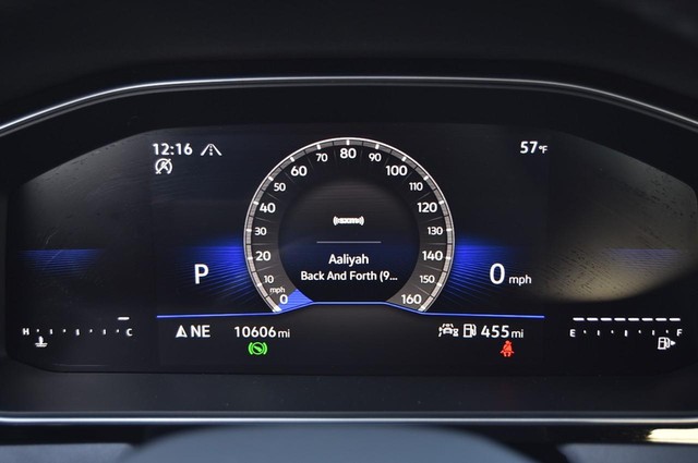 Volkswagen Jetta Vehicle Image 12