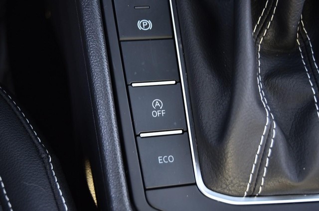 Volkswagen Jetta Vehicle Image 18