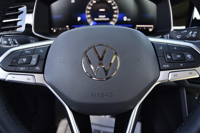 Volkswagen Jetta Vehicle Image 19