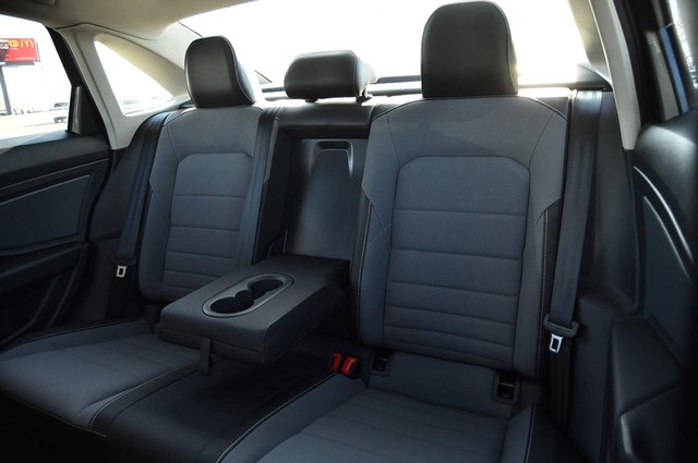 Volkswagen Jetta Vehicle Image 23