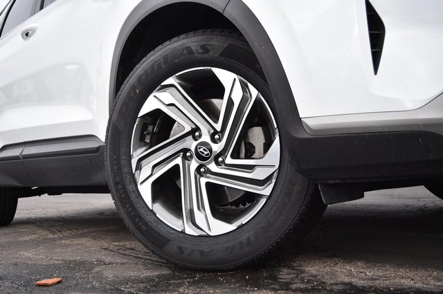 Hyundai Santa Fe Vehicle Image 03