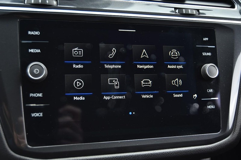 Volkswagen Tiguan Vehicle Image 13