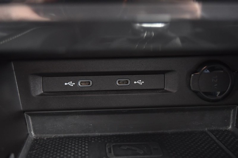 Volkswagen Tiguan Vehicle Image 15