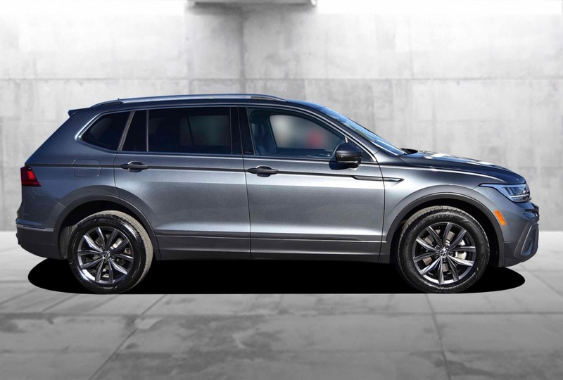 Volkswagen Tiguan Vehicle Image 05