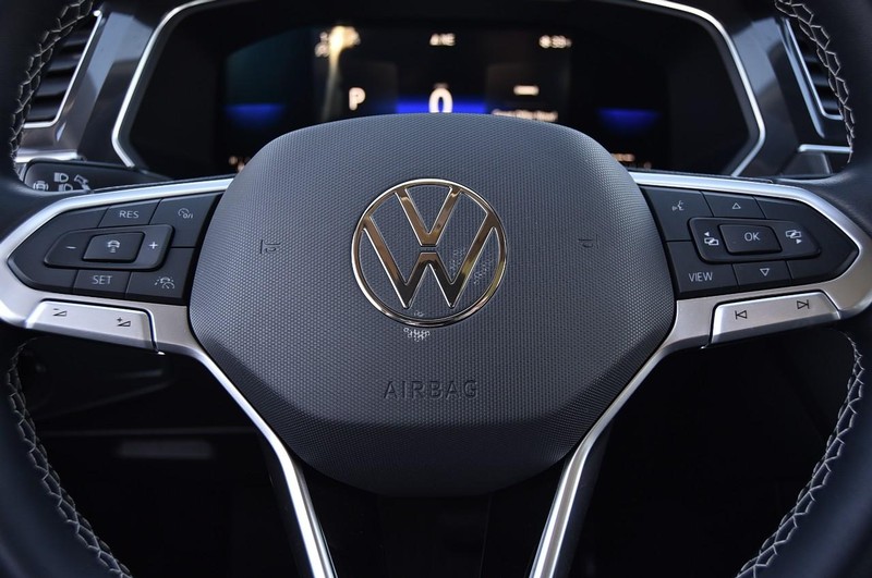 Volkswagen Tiguan Vehicle Image 17