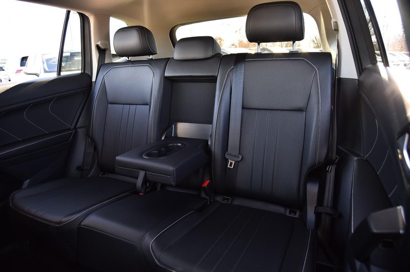 Volkswagen Tiguan Vehicle Image 21
