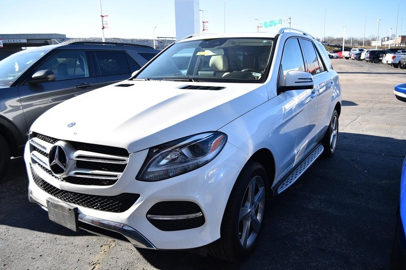 Mercedes-Benz GLE Vehicle Image 04