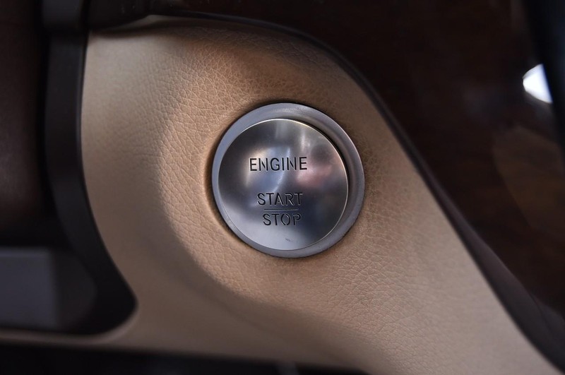 Mercedes-Benz GLE Vehicle Image 19