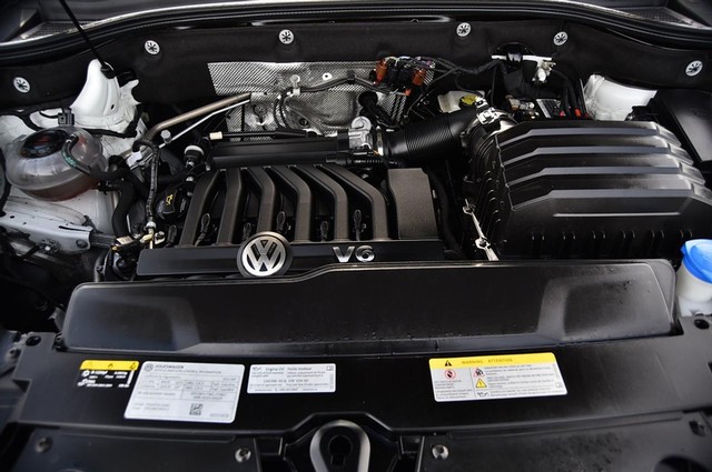Volkswagen Atlas Cross Sport Vehicle Image 26