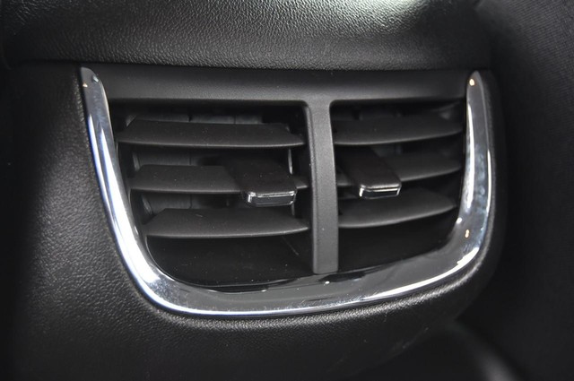 Chevrolet Malibu Vehicle Image 20