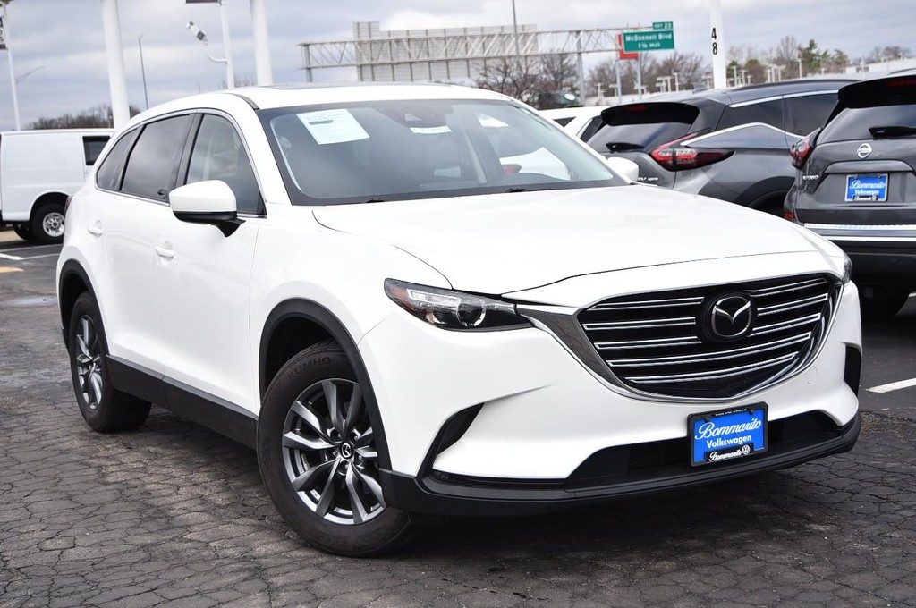 Mazda CX-9 Vehicle Full-screen Gallery Image 2