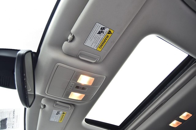 Mazda CX-9 Vehicle Image 21