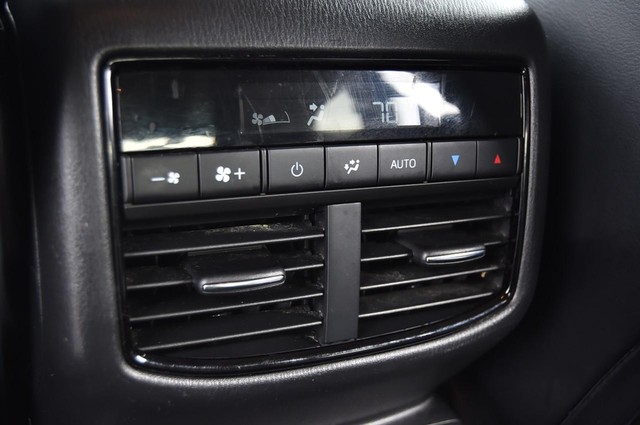 Mazda CX-9 Vehicle Image 23