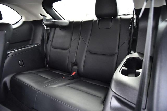 Mazda CX-9 Vehicle Image 24