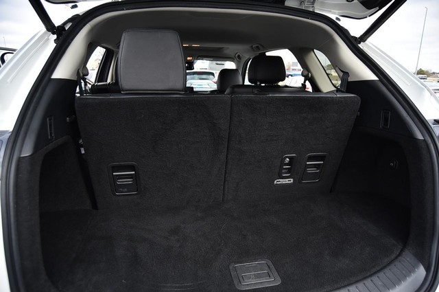 Mazda CX-9 Vehicle Image 25