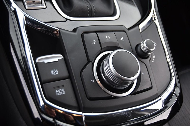 Mazda CX-9 Vehicle Image 16