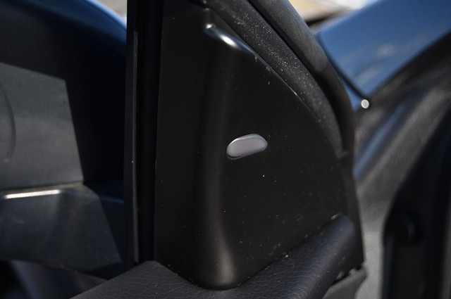 Nissan Rogue Sport Vehicle Image 10