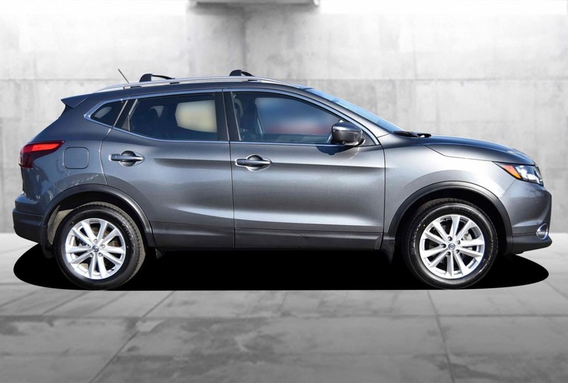 Nissan Rogue Sport Vehicle Image 06