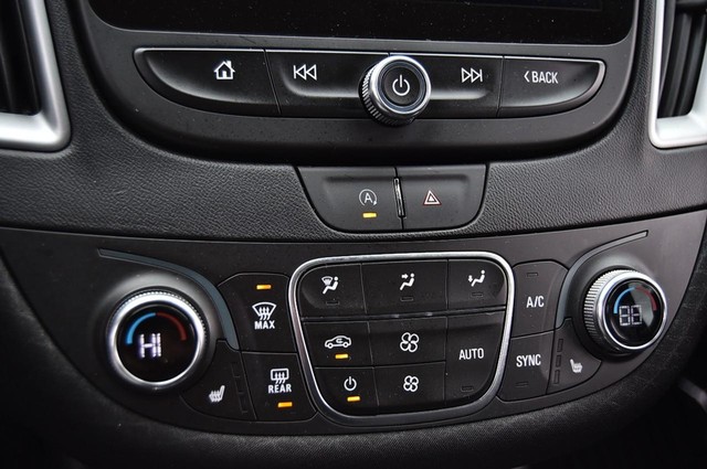 Chevrolet Malibu Vehicle Image 13