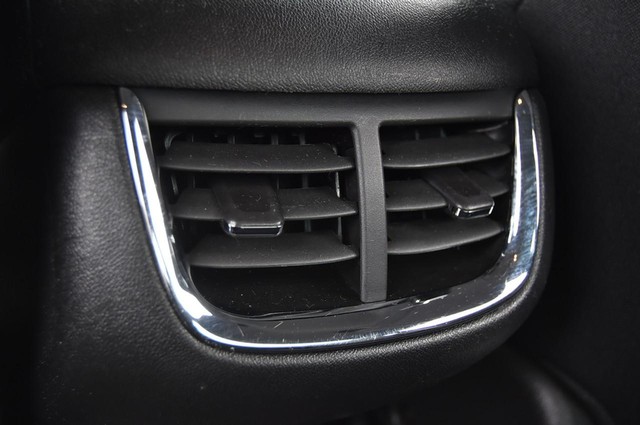 Chevrolet Malibu Vehicle Image 20