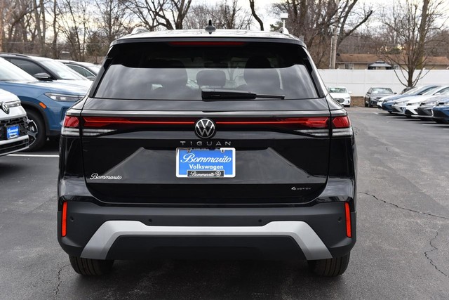 Volkswagen Tiguan Vehicle Image 06