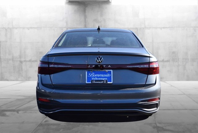 Volkswagen Jetta Vehicle Image 06