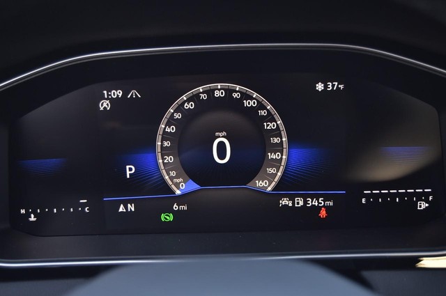 Volkswagen Jetta Vehicle Image 12