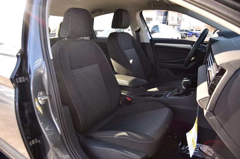 Volkswagen Jetta Vehicle Image 20