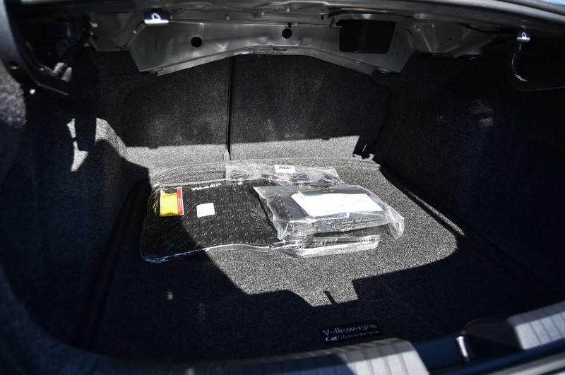 Volkswagen Jetta Vehicle Image 22