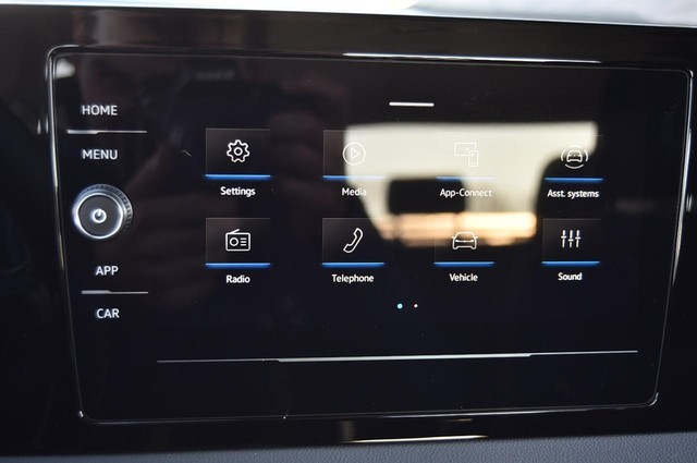 Volkswagen Jetta Vehicle Image 14