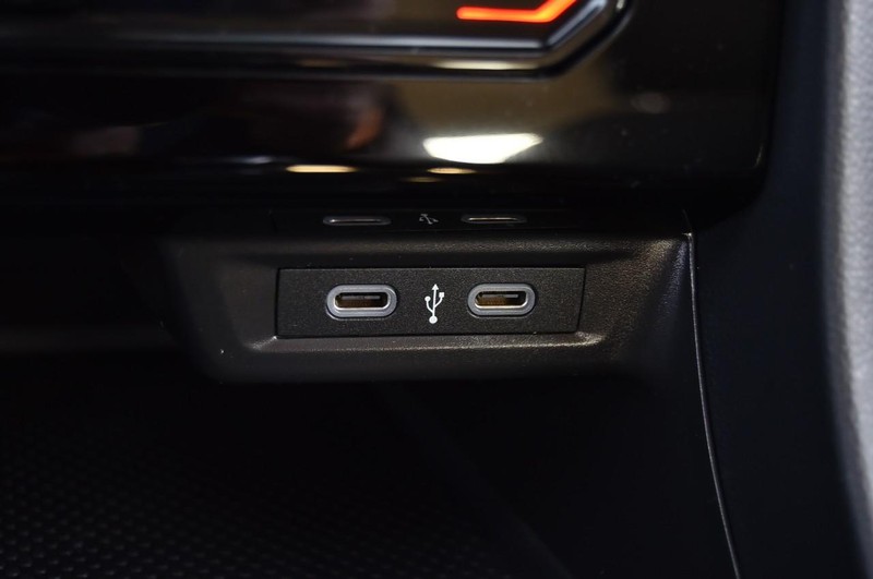 Volkswagen Jetta Vehicle Image 16