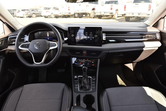 Volkswagen Jetta Vehicle Image 07