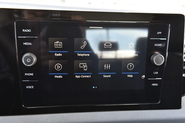 Volkswagen Jetta Vehicle Image 14