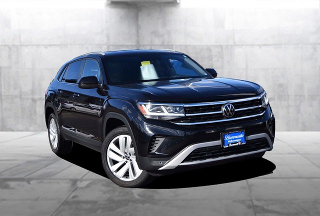 Volkswagen Atlas Cross Sport Vehicle Image 02
