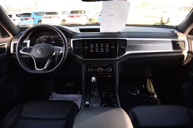 Volkswagen Atlas Cross Sport Vehicle Image 07