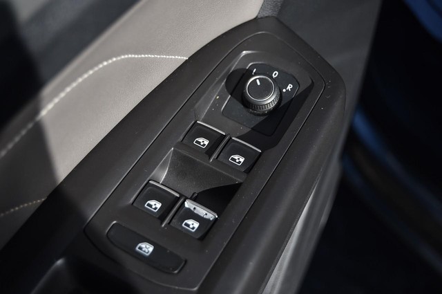 Volkswagen Atlas Vehicle Image 08