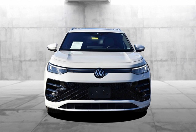 Volkswagen Tiguan Vehicle Image 04