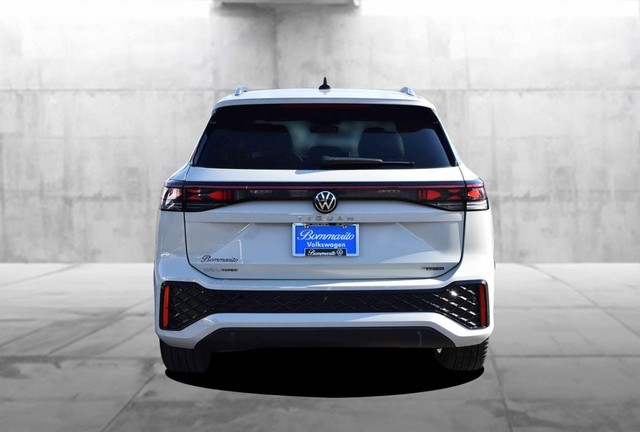 Volkswagen Tiguan Vehicle Image 06