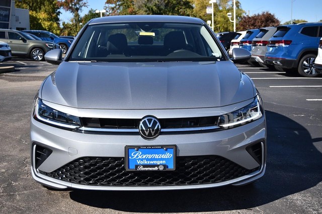 Volkswagen Jetta Vehicle Image 04