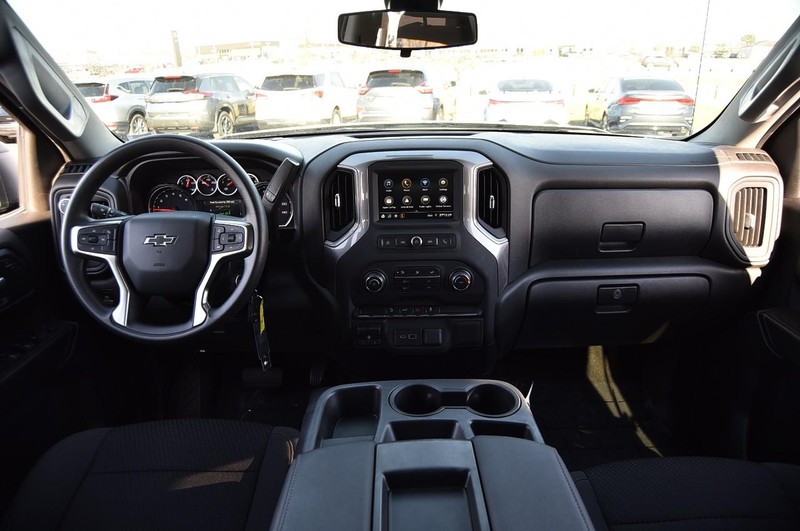 Chevrolet Silverado 1500 Vehicle Full-screen Gallery Image 08