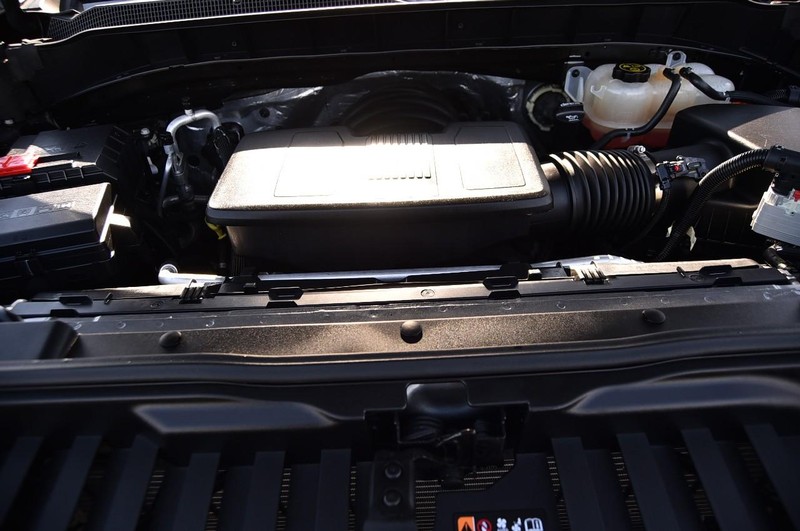 Chevrolet Silverado 1500 Vehicle Full-screen Gallery Image 20