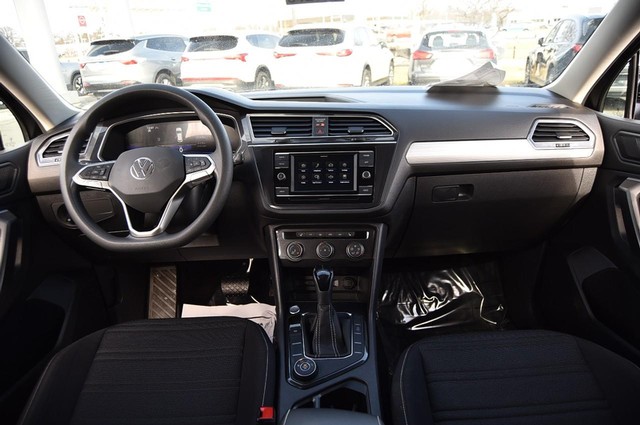 Volkswagen Tiguan Vehicle Image 07