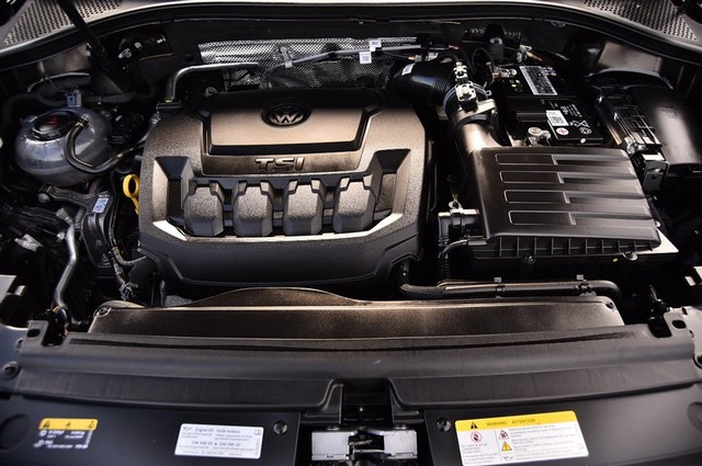 Volkswagen Tiguan Vehicle Image 23